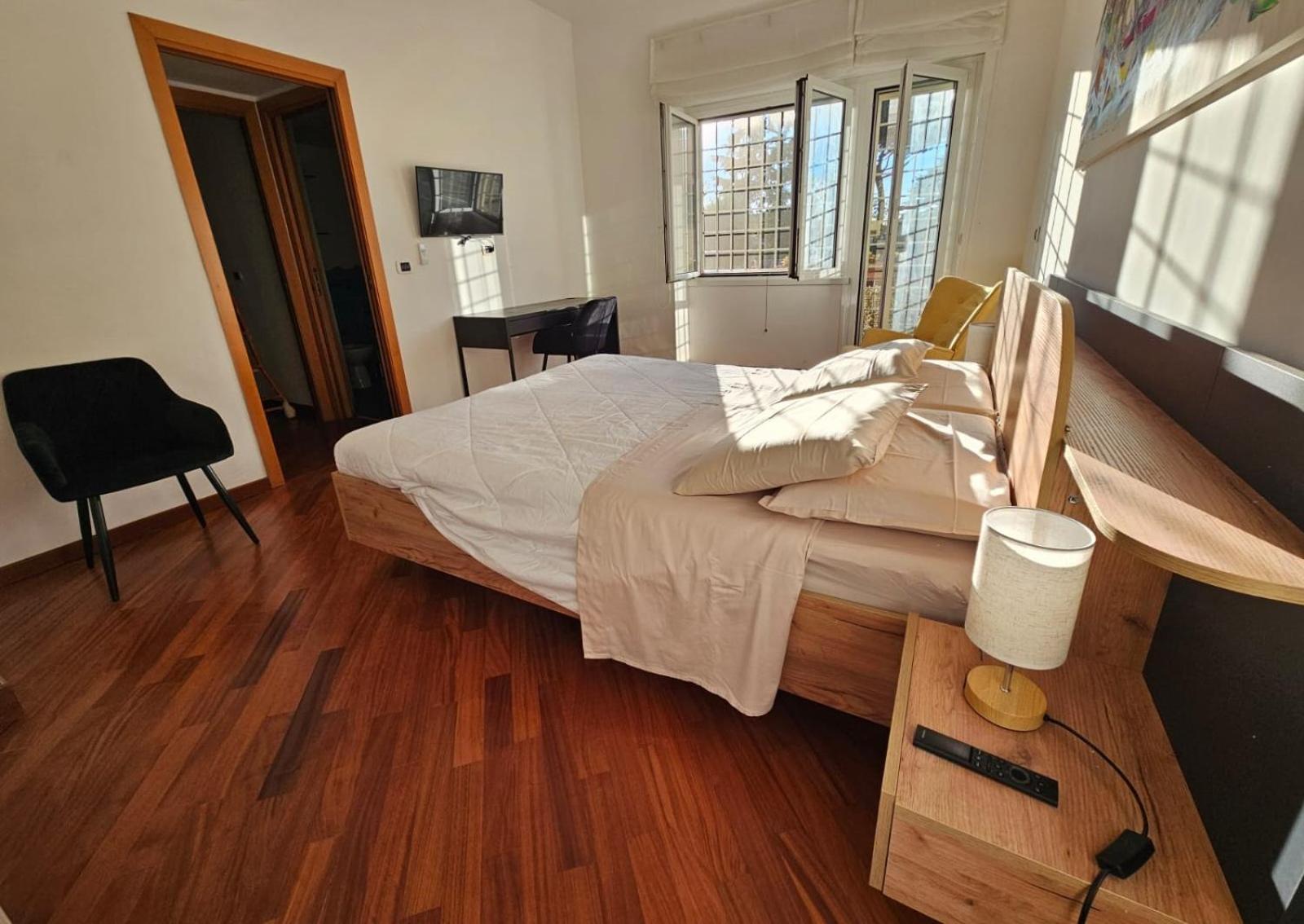 Like At Home Gianicolense ローマ エクステリア 写真